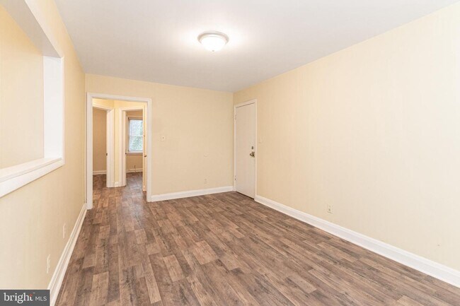Building Photo - 5424 Belle Vista Ave