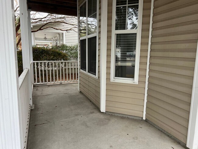 Foto del edificio - Lovely Bluffton Park House