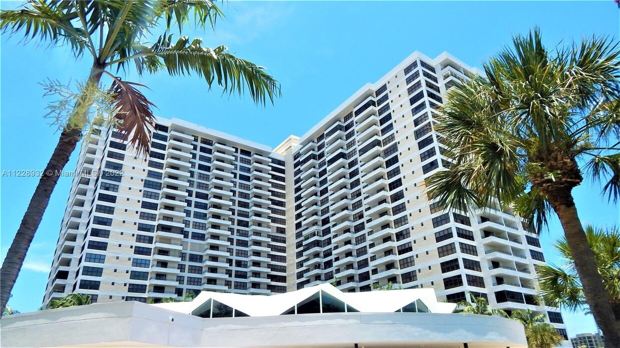 500 Three Islands Boulevard Unit 219, Hallandale Beach, FL 33009