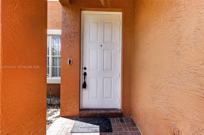 Foto del edificio - 16398 SW 27th St