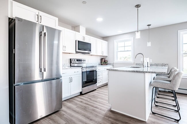 Building Photo - Windham Village Apartments