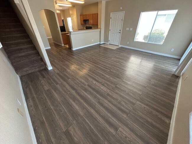 Foto del edificio - 3 BEDROOM TOWNHOME IN HENDERSON OLD VEGAS RANCH COMMUNITY!  NO PETS ALLOWED!!!