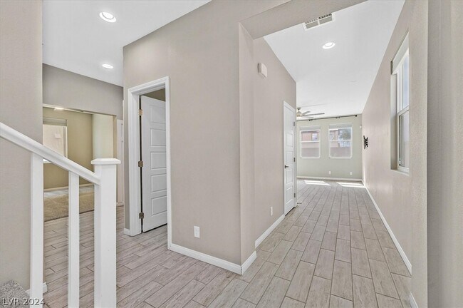 Building Photo - 6249 Echo Mountain St