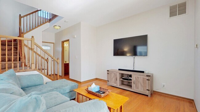 Building Photo - 21219 Duncan Ct