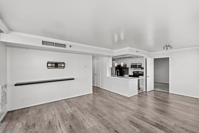 Building Photo - 3525 Sage Rd