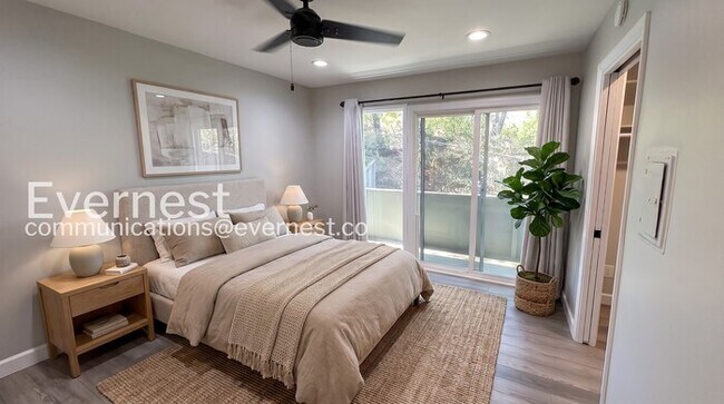 Foto del edificio - 73 Brookwood Rd