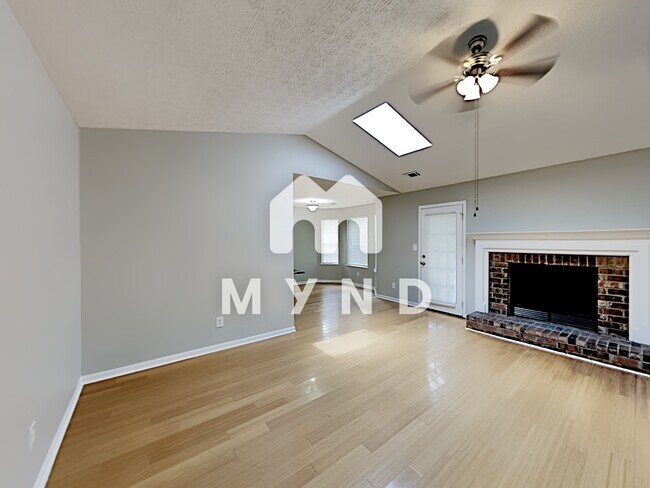 Foto del edificio - 1486 Carriage Ln