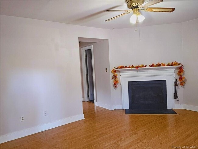 Foto del edificio - 405 London Company Way