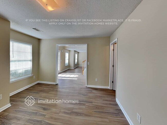 Foto del edificio - 3204 Timber Ridge
