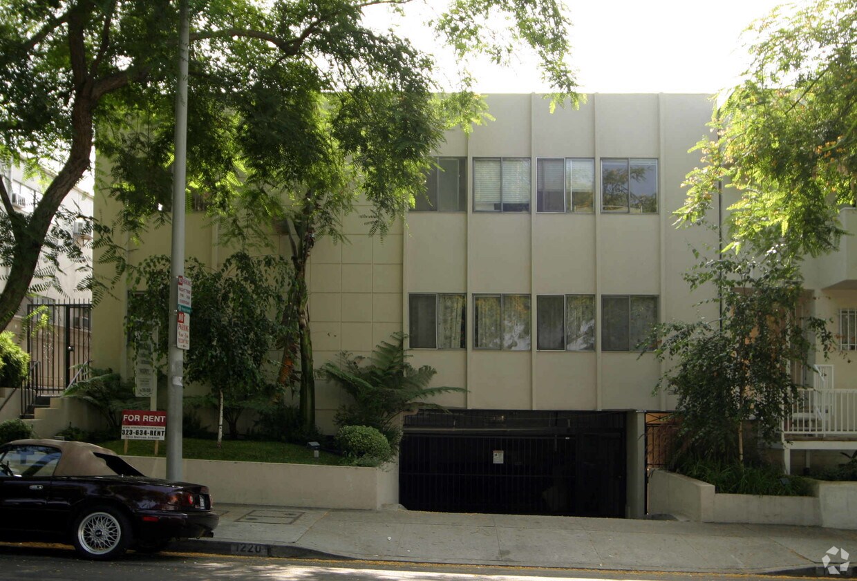 1220 N Formosa Ave, Los Angeles, CA 90046 Apartments in Los Angeles