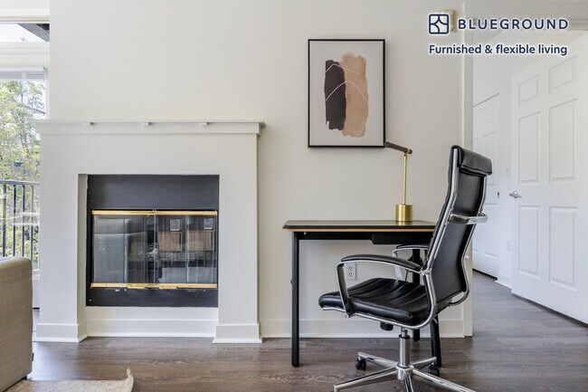 Foto del edificio - 11000 NE 10th St