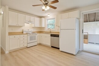 Building Photo - 47 Parsons Hill Dr