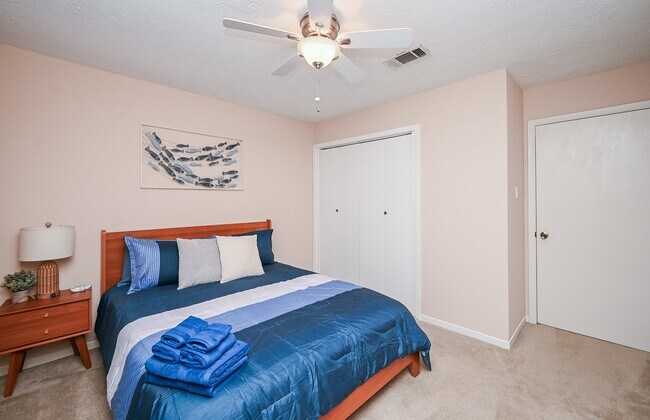 Foto del edificio - 19414 Dianeshire Dr