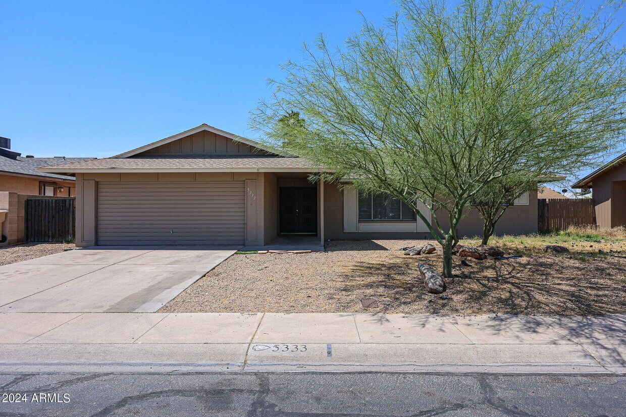 5333 W Port Au Prince Ln, Glendale, AZ 85306 House Rental in Glendale
