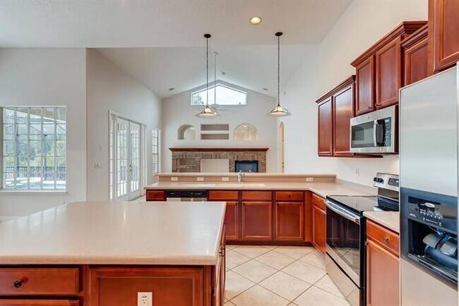 Foto del edificio - 12035 Summerspring Lakes Dr