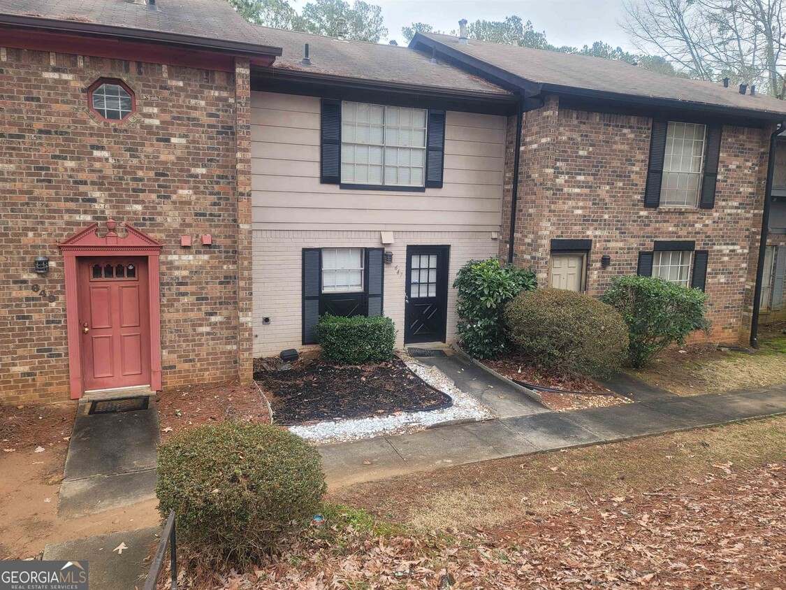Primary Photo - 647 Garden Walk Dr