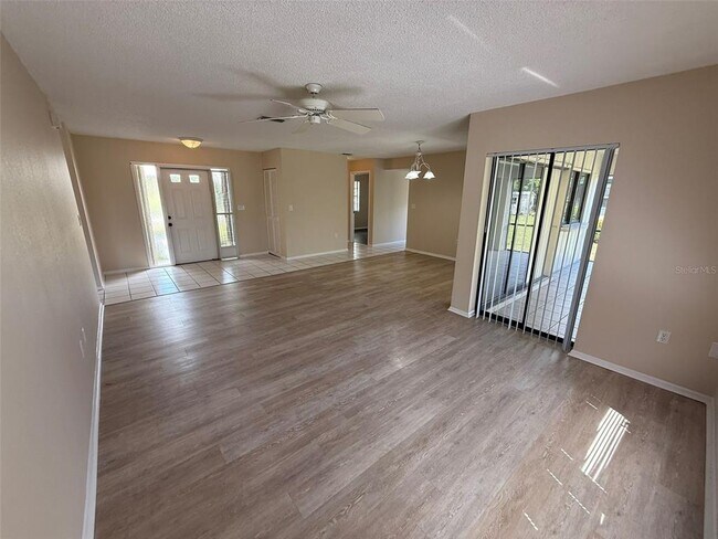 Building Photo - 521 Meridan Ave NW