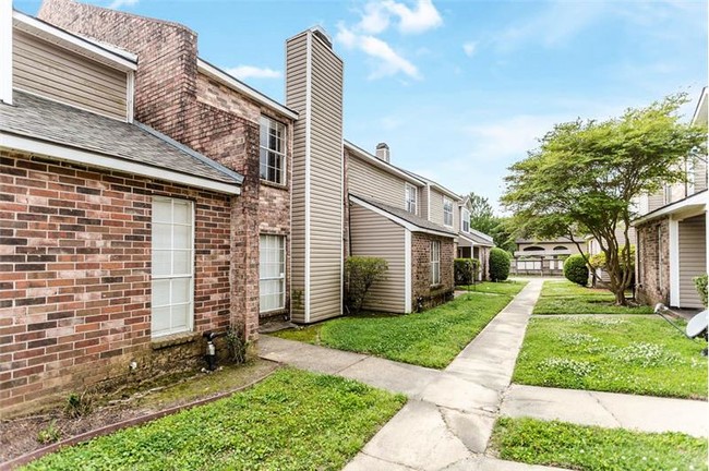 Building Photo - 6212 Stumberg Ln