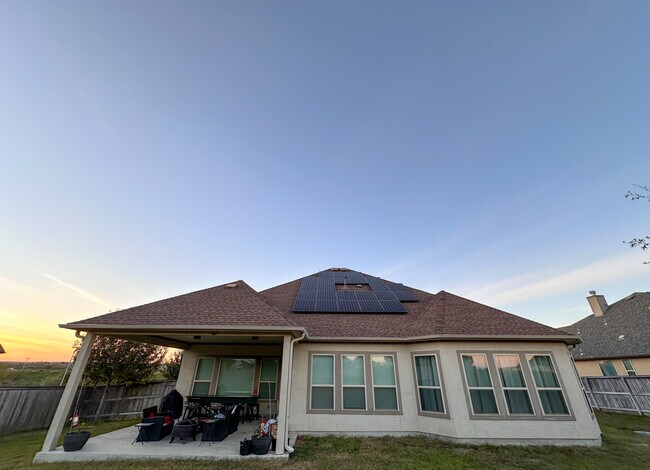 Building Photo - 6210 Fishpond Rd