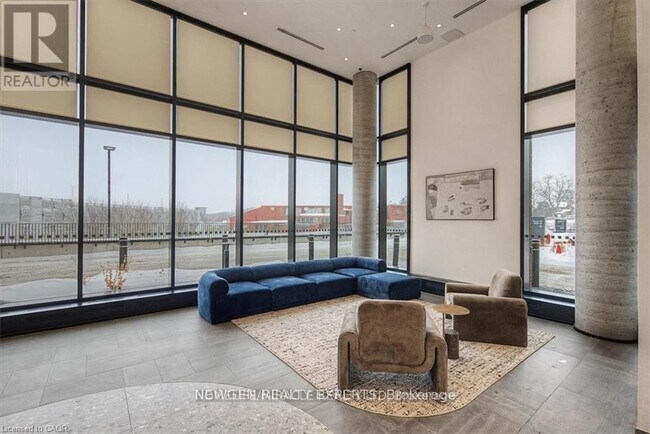 Photo du bâtiment - 25 Wellington St S