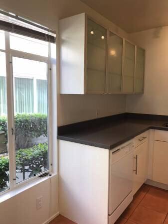 Foto del edificio - 402 N Palm Dr
