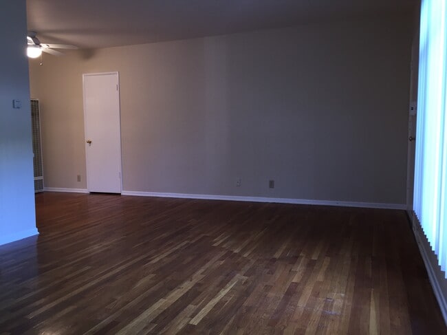 Building Photo - 1710 Laurel Canyon Blvd