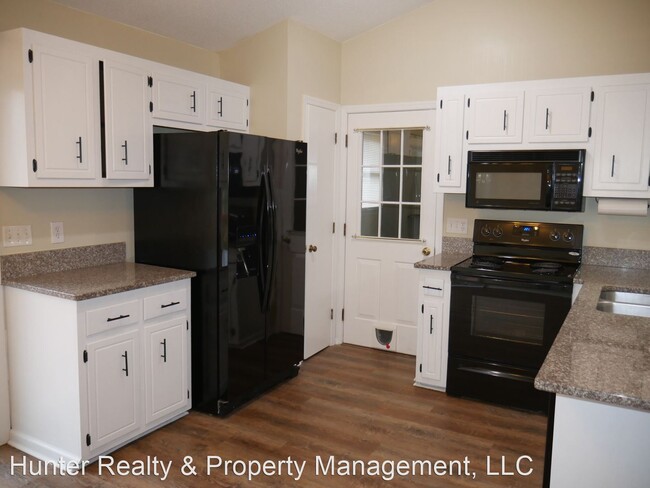 Building Photo - 3 br, 2 bath House - 320 Century Blvd