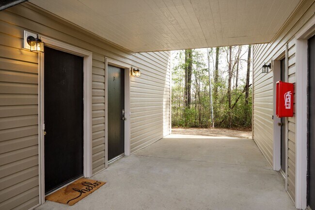 Building Photo - 5874-F Century Oaks Dr