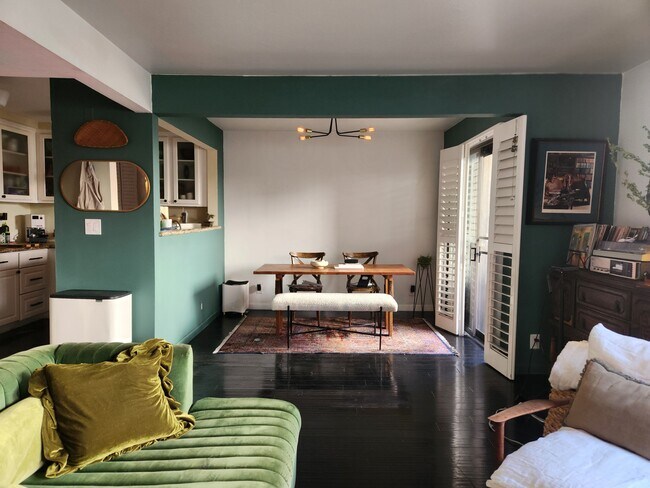 Foto del edificio - 435 S Virgil Ave