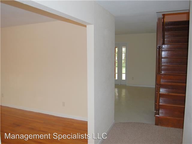 Building Photo - 2705 Placid Ave