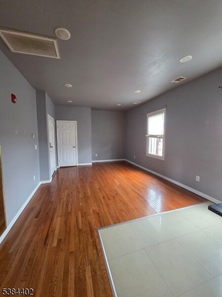 Foto del edificio - 399-401 E 28th St