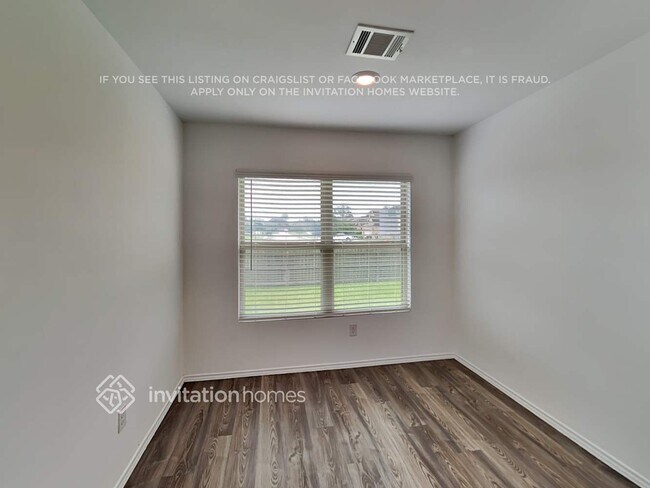 Foto del edificio - 5928 Rimini Landing Ln