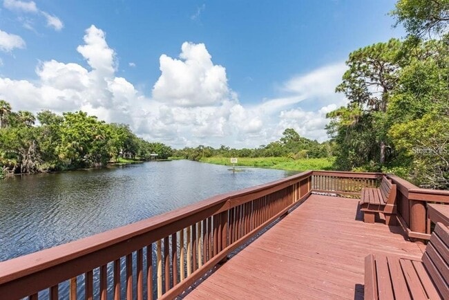 Foto del edificio - 6108 Stillwater Ct