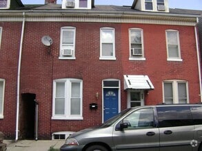 Building Photo - 451 Juniper St