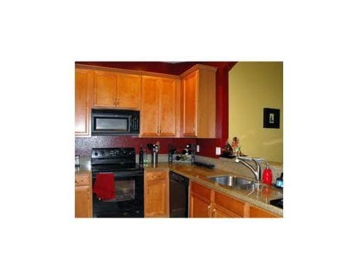 Building Photo - 4931 Bonsai Cir