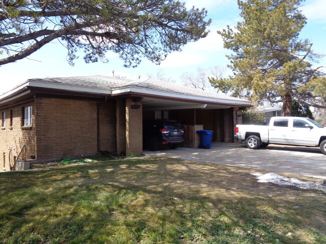 Building Photo - 1800 S Foothill Dr