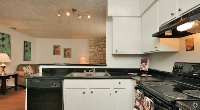 833 Fairfield Dr, Austin, TX 78758
