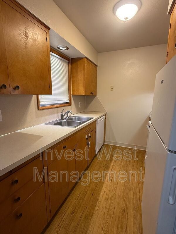 Building Photo - 6409 Kansas St