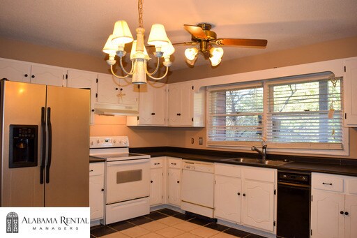 Foto del edificio - Home for rent in Vestavia Hills! COMING SO...