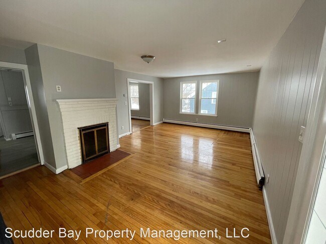 Foto del edificio - 3 br, 1.5 bath House - 22 Rob Roy Rd.