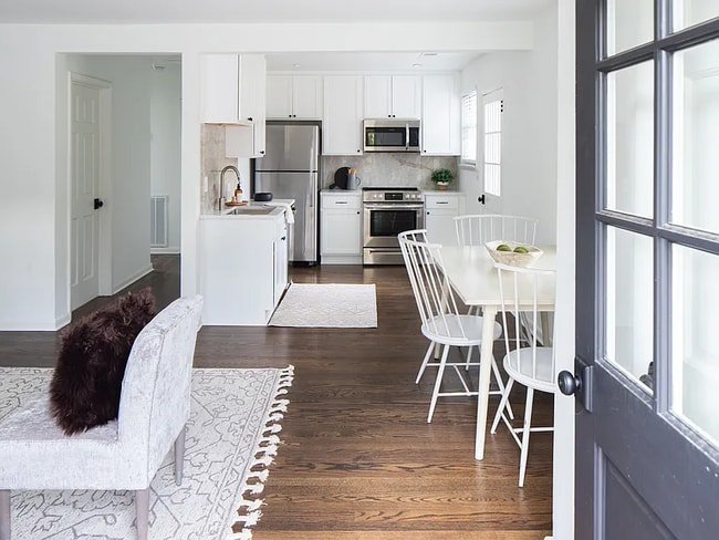 Building Photo - 205 Leake Ave