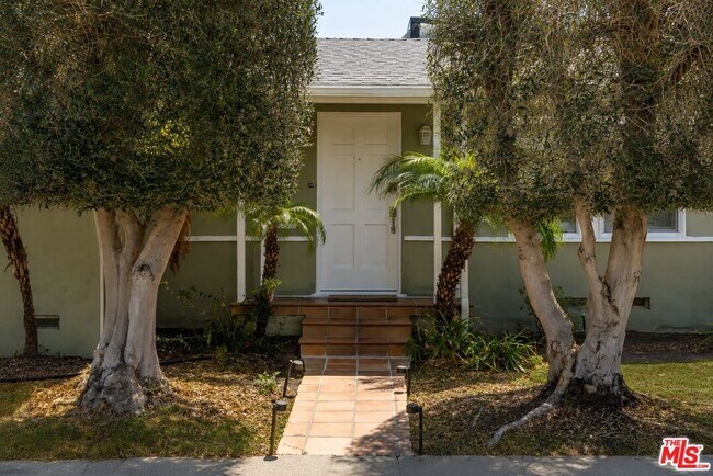 Foto del edificio - 2904 Oakhurst Ave