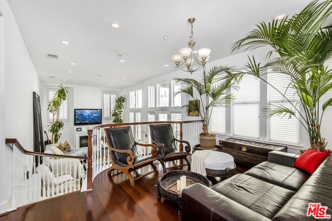 Foto del edificio - 6021 Dawn Crk