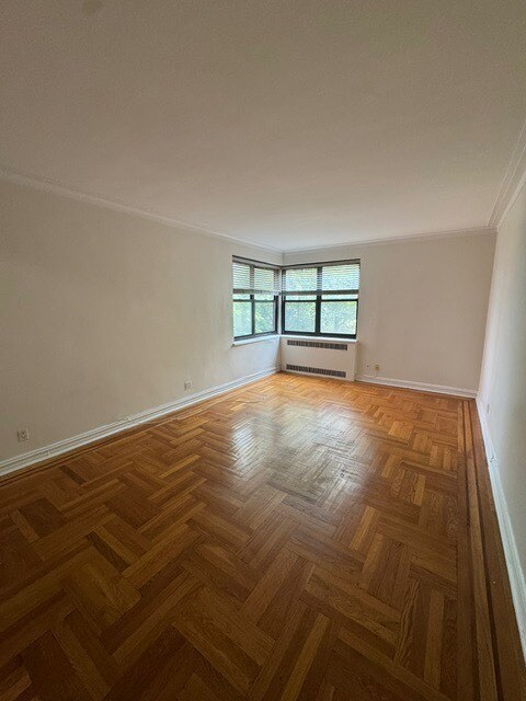 Foto del edificio - 256 Martine Ave