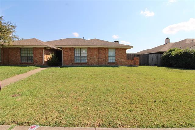 Primary Photo - 1234 Mockingbird Ln