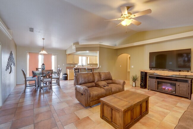 Foto del edificio - 2598 Rainbow Ave N