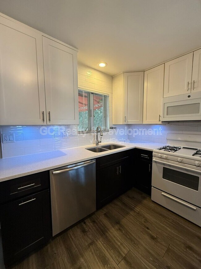 Foto del edificio - 829 S Monroe St