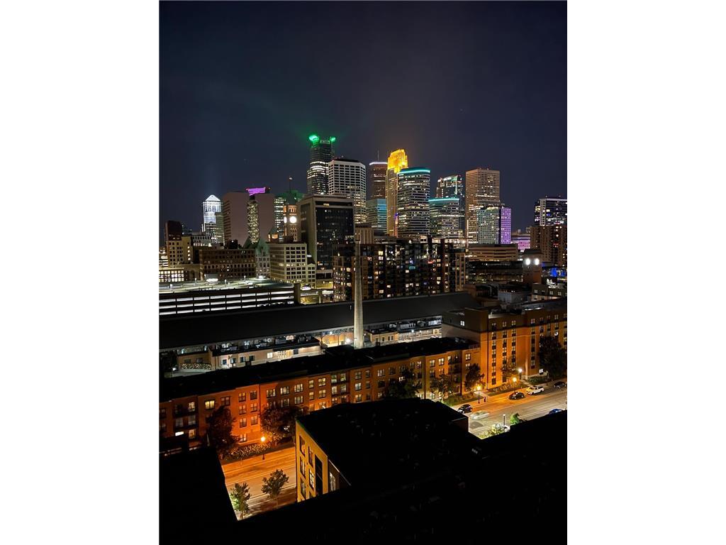 Foto principal - 401 S 1st St