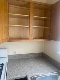 Foto principal - 185 Thomas E. Burgin Pkwy