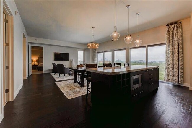 Foto del edificio - 1820 Peachtree Rd NW